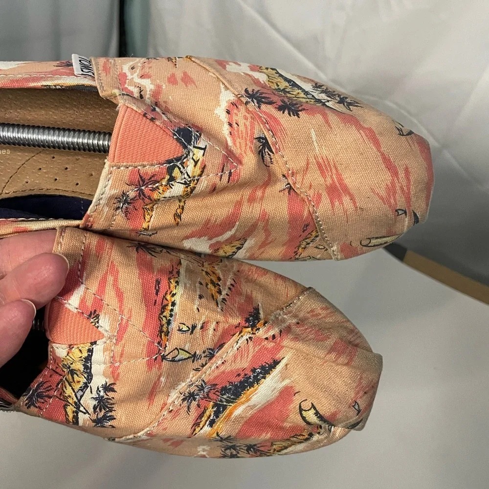 TOMS Tropical Island Sunset Canvas‎ Alpargata Shoes Womens 8 Peach Orange Multi